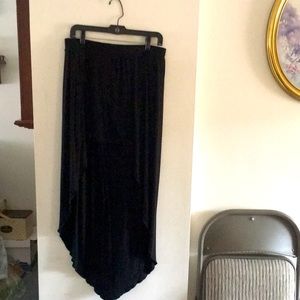 Forever 21 black stretch tiered skirt size L